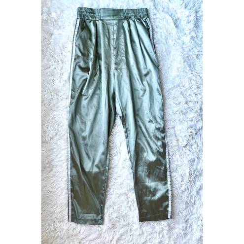 Pretty Little Thing Sage Green Shannon Satin Cropped Joggers