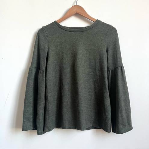 a.n.a  A New Approach Crewneck Flare Sleeve Fleece Sweater Olive Green Size XS