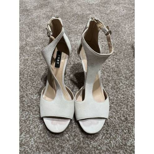 DKNY  women shoes heels cream/light grey open toe size 8