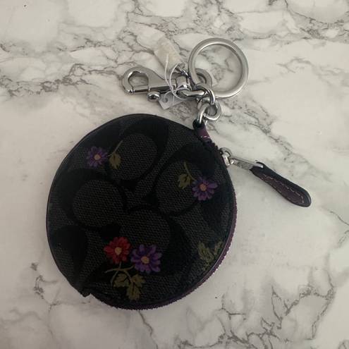 Coach Circular Coin Pouch In Signature Canas With Country Floral Print cm317