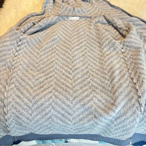 89th and Madison  Open Front Long Cardigan Women’s Size Small Chevron Fuzzy Pockets