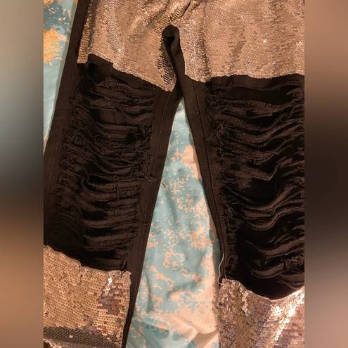 Pretty Little Thing NWOT Black Distress Jeans w/Silver Sequins 🤩