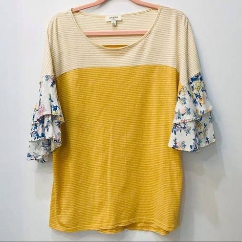 Umgee Boho Boutique floral yellow  shirt size Medium