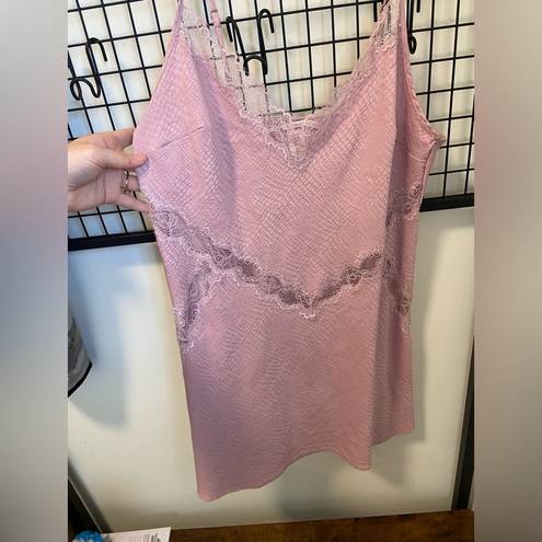 Victoria's Secret NWOT | Victoria’s Secret intimates & sleepwear — large