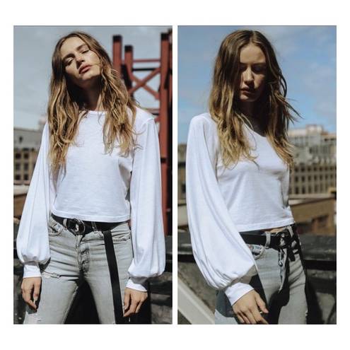 The Range  NYC Balloon Long Sleeve Crop Tee White Revolve Small