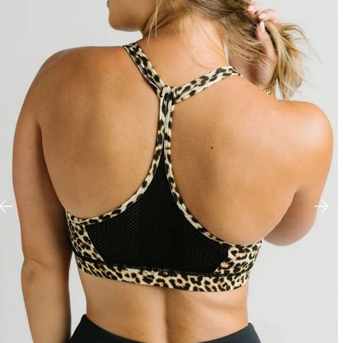 Zyia  Grid Bra in Leopard