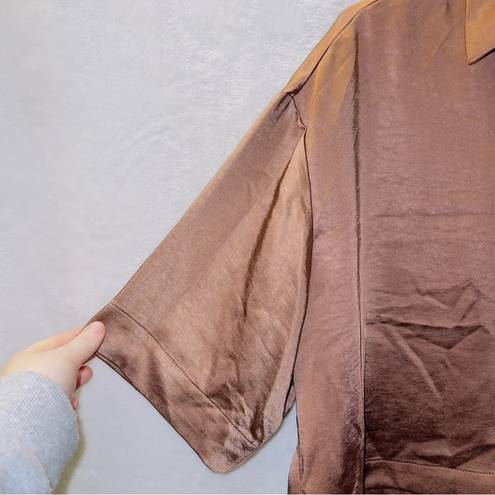 Dynamite  Brown Short Sleeve Silky Satin Flowy Button Up Shirt size petite small