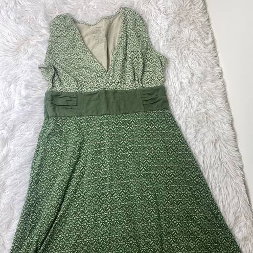 Patagonia  Dress Margot Organic Cotton green White Floral Sleeveless large