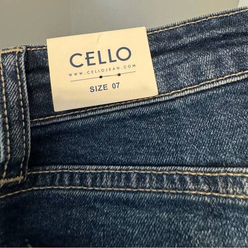 Cello New!  Straight Jeans Size 7