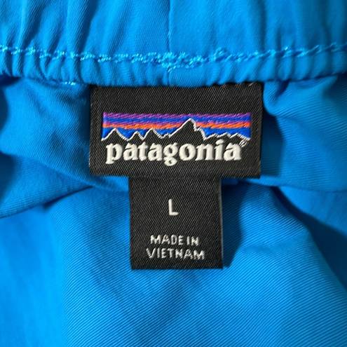 Patagonia  2” baggie shorts size Large