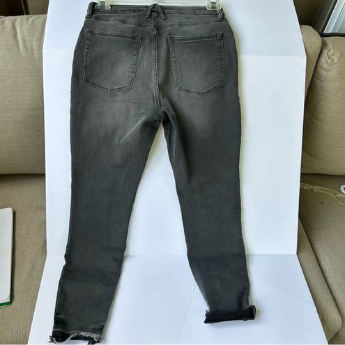 Good American  Good Legs Crop, distressed  stretch grey denim size 12/31