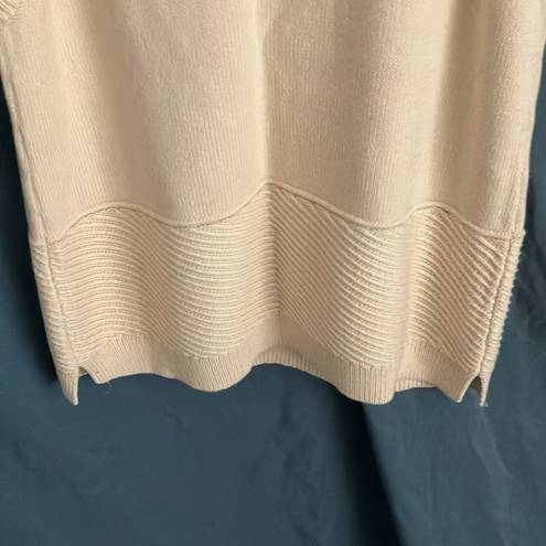 Ann Taylor Factory: Cream Colored Sweater Vest- Office/Business/Work- M