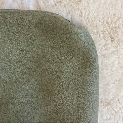 Anthropologie  Solid Lined Pebbled Faux Vegan Leather Green Zipper Clutch Pouch