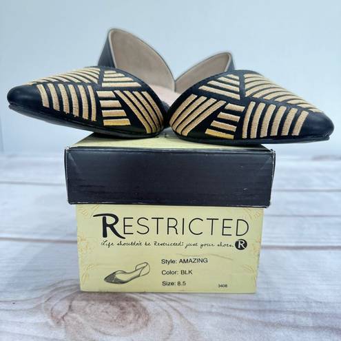 Modcloth NEW  Restricted “Amazing” Black & Gold Stitched Toe Flats Size 8.5