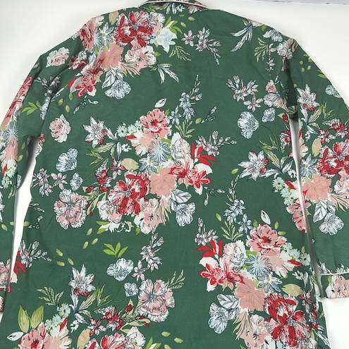 green floral button down long sleeve sleep shirt Size M