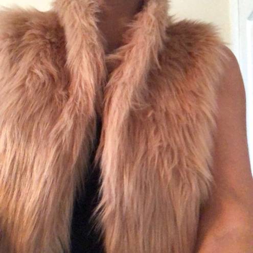 BCBGeneration BCBG GENERATION FAUX FUR VEST BLUSH NUDE XXS