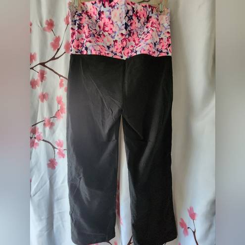 PINK - Victoria's Secret NWOT Victoria's Secret PINK Yoga Foldover Floral Capris Pants Size XS TP Petite