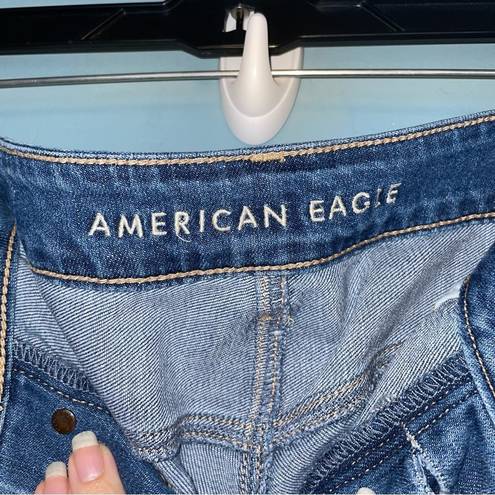 American Eagle  Tomgirl Distressed Jeans Size 8 X-Short
