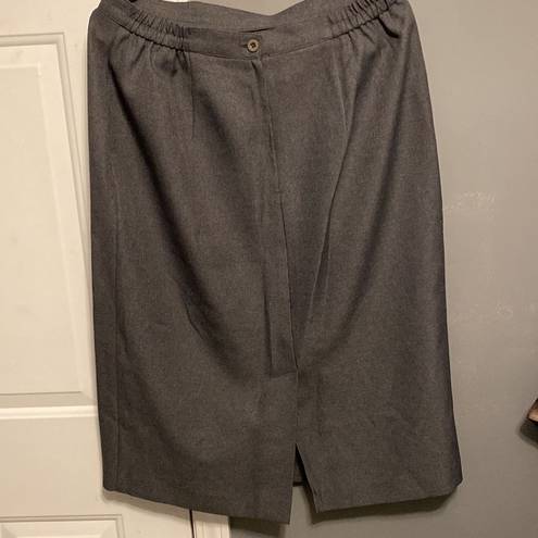 Leslie Fay  Haberdashery Grey Pencil Skirt Size 14