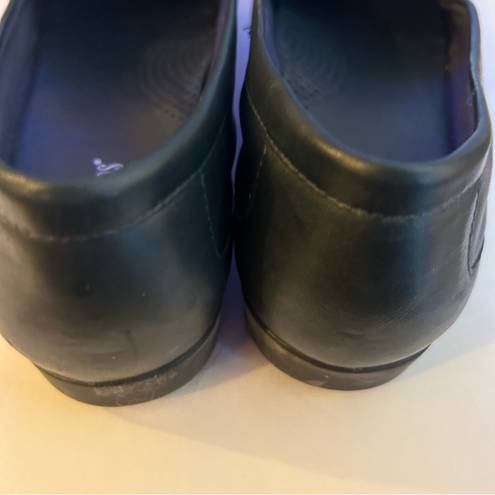 Auditions  ladies navy blue leather comfort style retro loafers size 11M