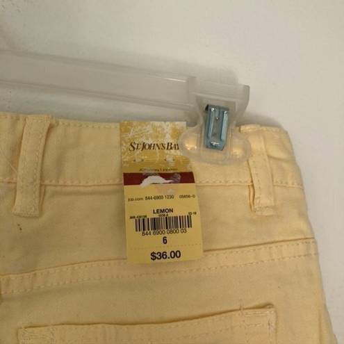 St. John’s Bay NEW NWT ST. JOHN'S BAY Stretch Classic Jeans Lemon Yellow Straight Leg 6 FLAWS