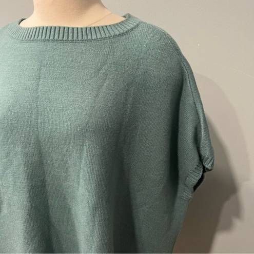 Cyrus NWT  Aqua Fresh Green Sweater Knit Poncho Size Small