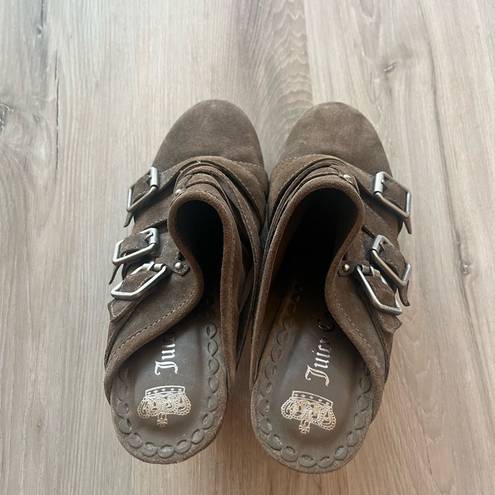 Juicy Couture  10 Green Suede Buckled Heeled Clogs