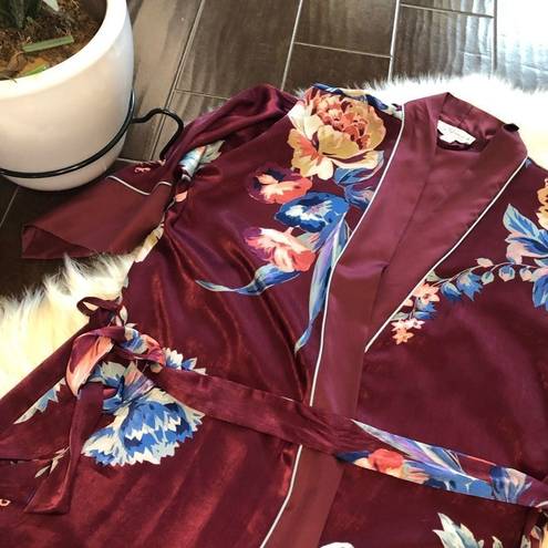 In Bloom  lenox floral satin robe XS/S