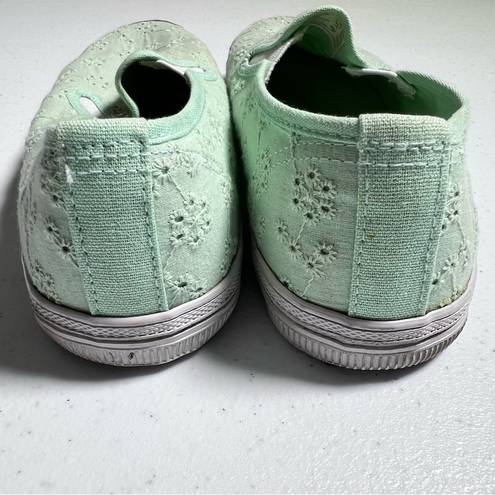 American Eagle  7W Mint Green Eyelet Canvas Slip-On Shoes