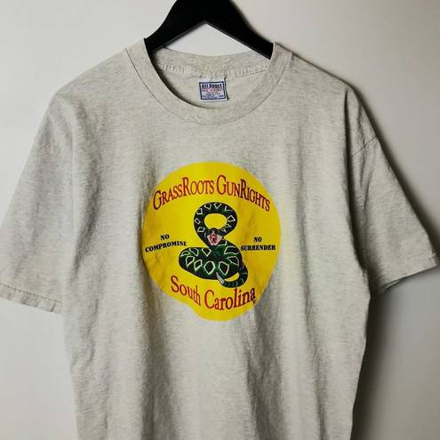 Roots 90s Vintage All Sport Grass  Guns Save Lives T Shirt Made In USA Snake