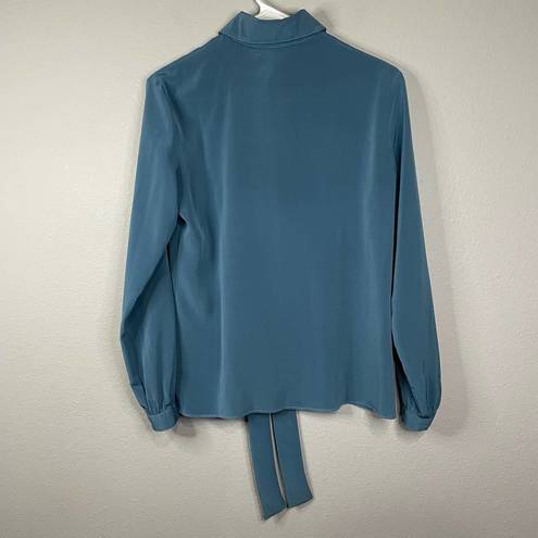 St. John  Blue Blouse 6 Vintage Pleated Collared Button Up 70s 80s