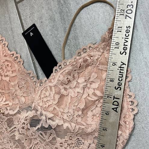 Lulus NEW  LACE PINK ROSE BRALETTE size small