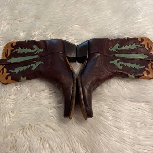 Charlie 1 Horse  Cowboy Boots size 7B excellent condition please see all photos