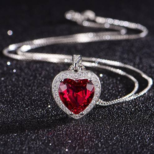 18K White Gold Plated Diamond Red Gemstone Ruby Love Heart Pendant Necklace for Women