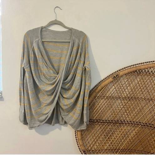 Lululemon Twist & Wrap Pop Stripe Heathered Light Grey and yellow sweater