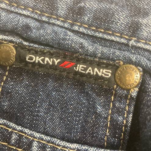 DKNY Women’s Jeans Size 6 Blue Inseam 29”