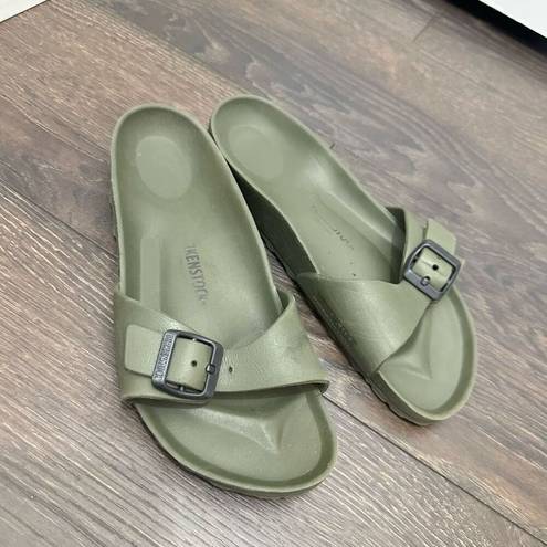 Birkenstock  Women’s 39 Olive Green Madrid Eva Sandals Shoes