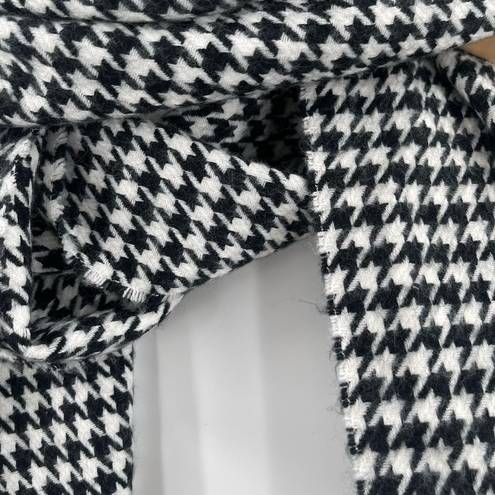 Houndstooth CASHMERE Scarf Made in Scotland  Black White Winter Outdoors Classic