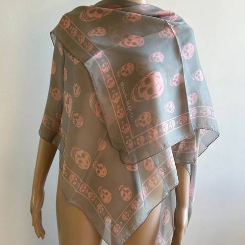 Alexander McQueen Rare sold out  Muted Skull Silk Chiffon Scarf Gray/Pink