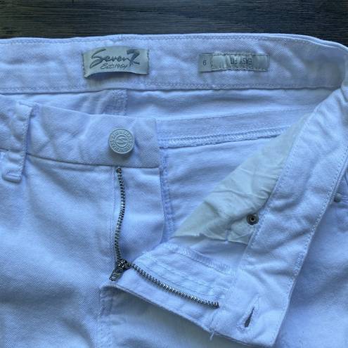 7 For All Mankind  Cropped Jeans Women’s Size 6 White Easy Fit