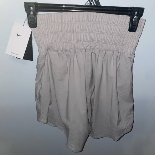 Nike One Women’s Dri-Fit Ultra High-Waisted 3” Brief Lined Shorts Brand New