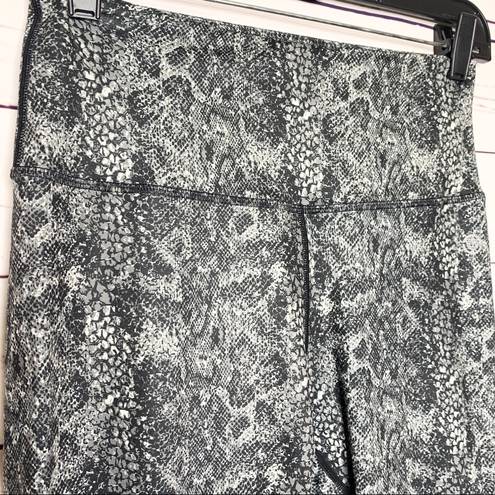 Max Studio NWT  Snake-Print Active Leggings Small