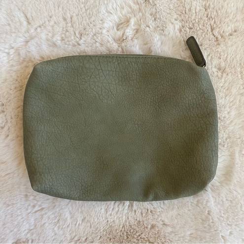 Anthropologie  Solid Lined Pebbled Faux Vegan Leather Green Zipper Clutch Pouch