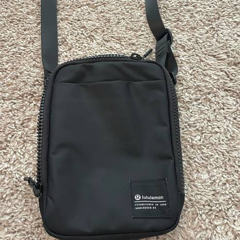 Lululemon Easy Access Crossbody Bag 1.5L