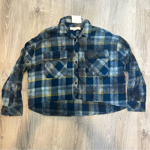 Madden Girl NWT  Blue Plaid Cropped Flannel Button Front Blouse Size XS