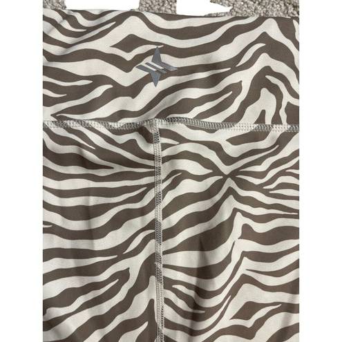 Tuckernuck  TNuck Sport Animal Print 7 Inch Bike Shorts Size XXL