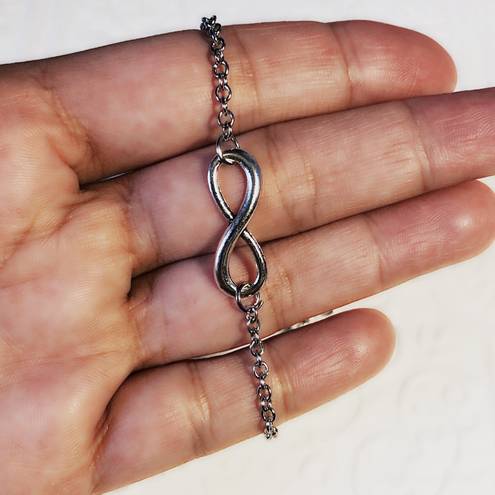 infinity New silver  bracelet adjustable