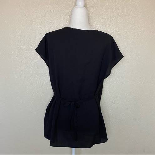 DKNY  Black V-neck Wrap T-shirt S NWT