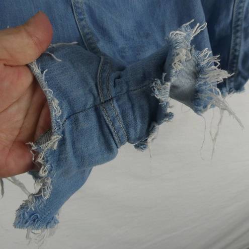 Pretty Little Thing  Light Wash Cutoff Denim Shorts Frayed 5 Pocket Jean High Rise
