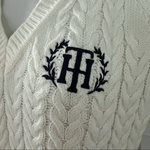 Tommy Hilfiger  Sweater Ivory V-Neck Varsity Cable Knit Pullover Size L MSRP $79